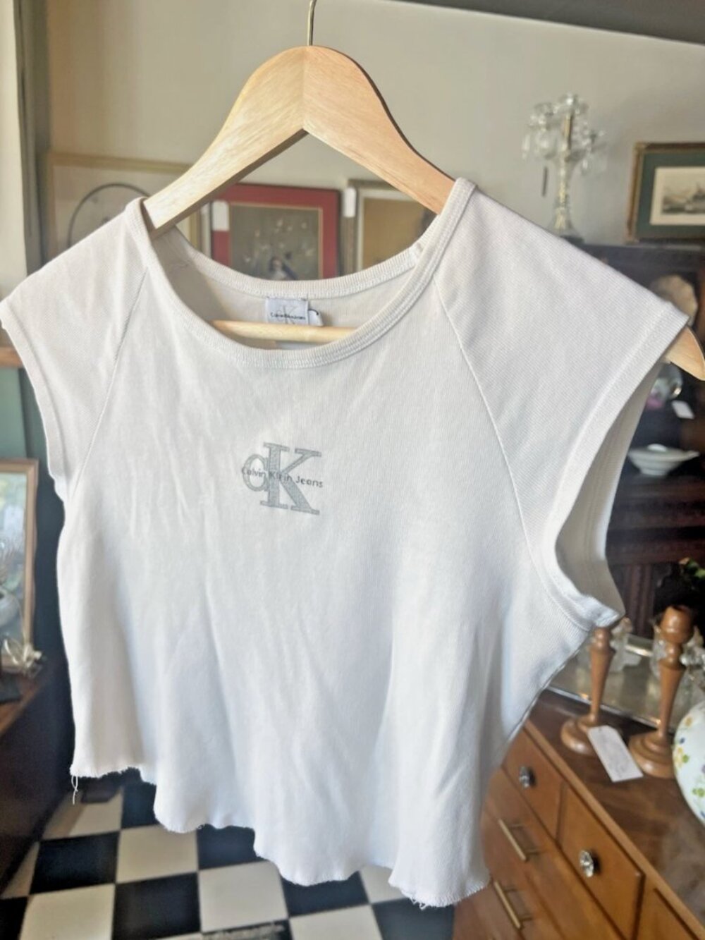 Vintage y2k 90s Cropped White CK Calvin Klein Logo Baby Tee Size L